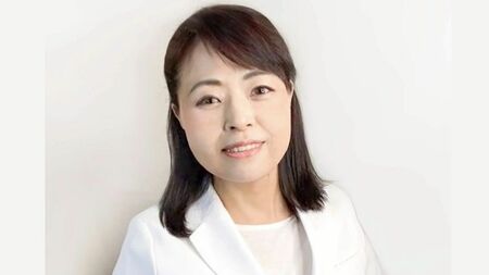 👶53岁!为圆医生梦,她竟7次考医学院!