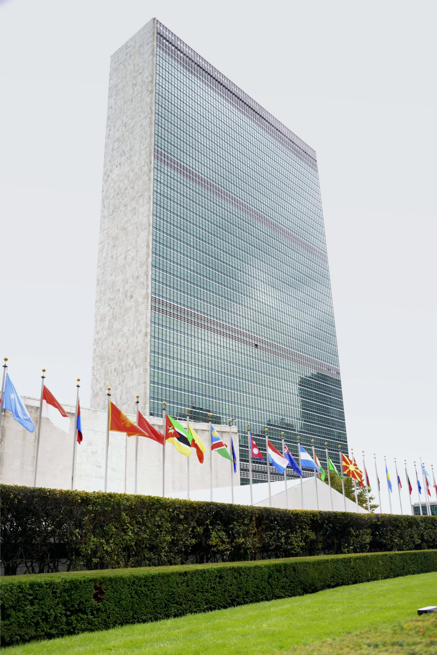 🚨联合国80岁生日：经费告急，瘦身求生！