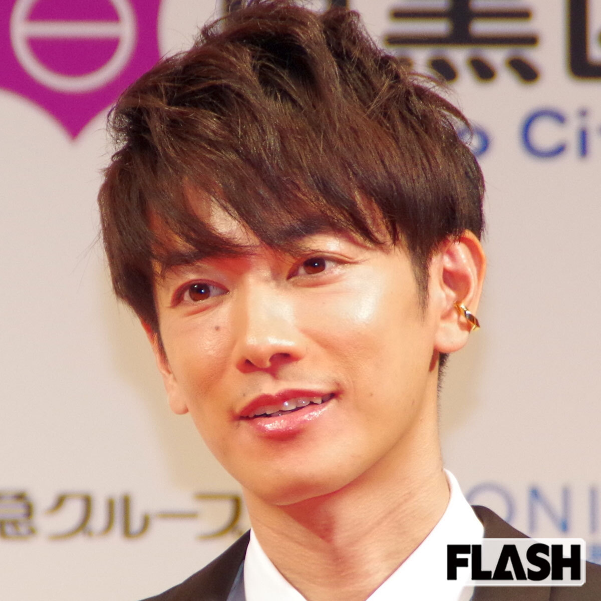 💥佐藤健：自信过头？直播翻车，人设崩塌！