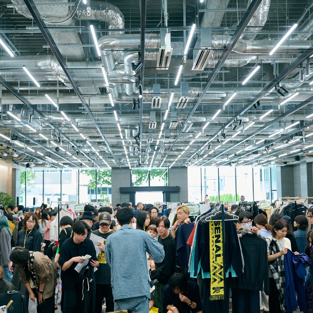 ♻️旧爱新生！明星潮创集市，玩转环保新时尚！