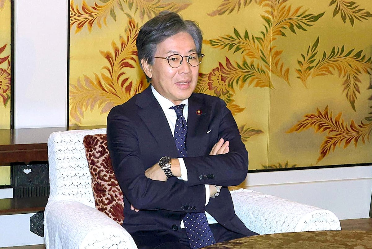 💥政坛大戏！直呼其名，又改口？这操作…！