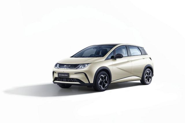 💥日本惊呆了！比亚迪电动车，两百万起就能开！