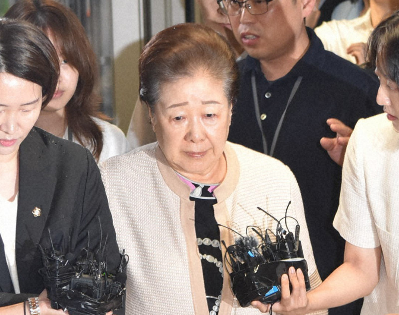 💥惊！韩国总统配饰，竟用“邪教”资金？