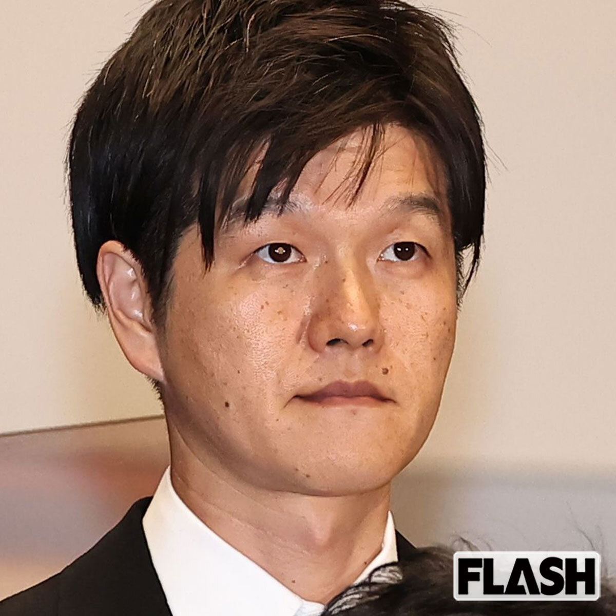 💥玉川彻逼问农相，观众怒了！这习惯真让人恼火！