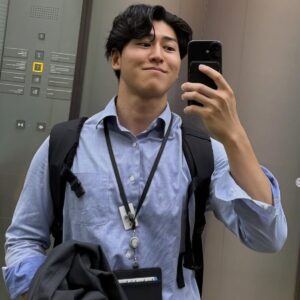 👔 西装一脱，眼前景象…“我的天！”简直不敢相信！ 封面