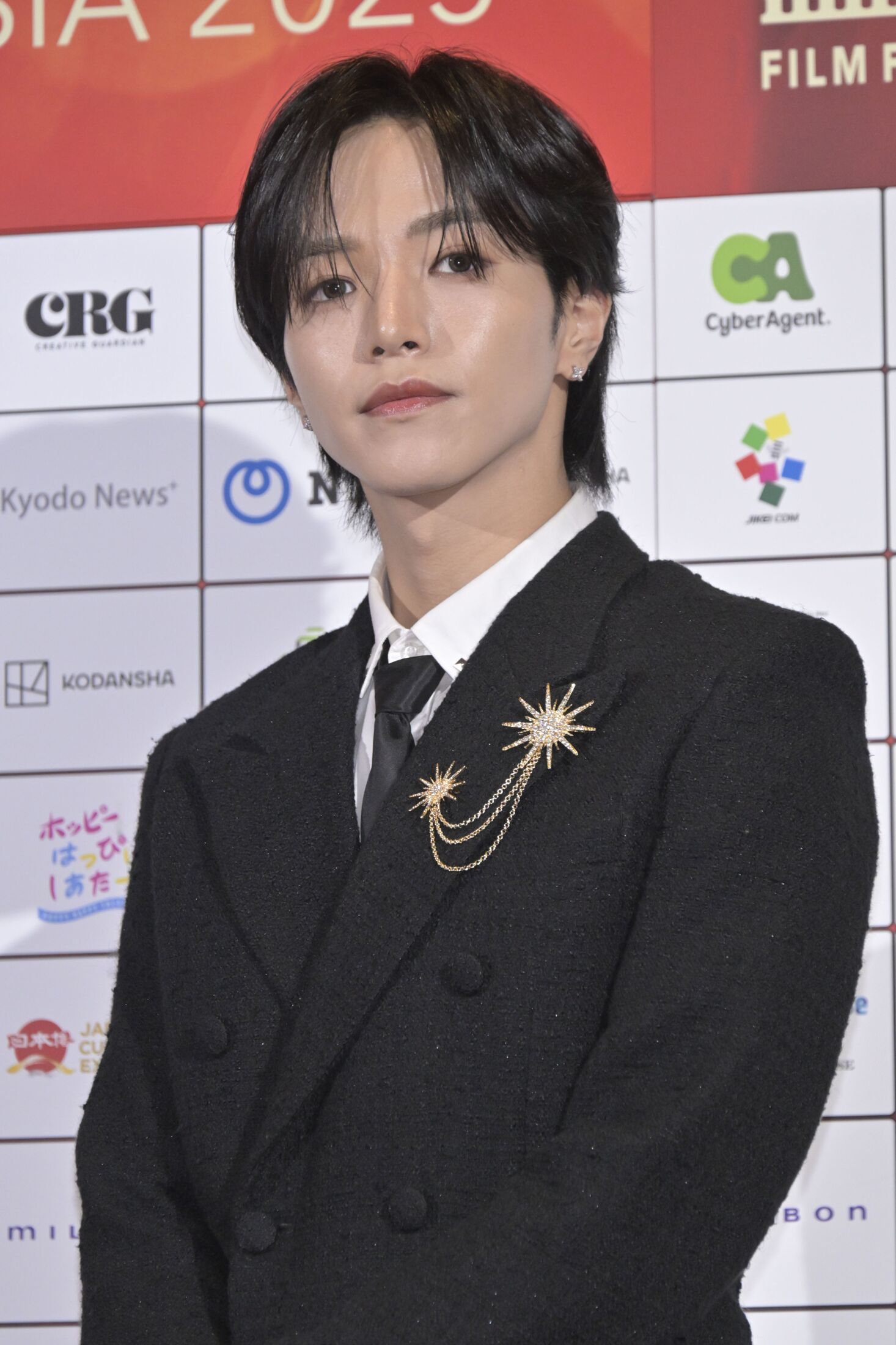 💥偶像人设崩塌！JO1大平祥生被曝劈腿，对象竟是红白歌会常客！