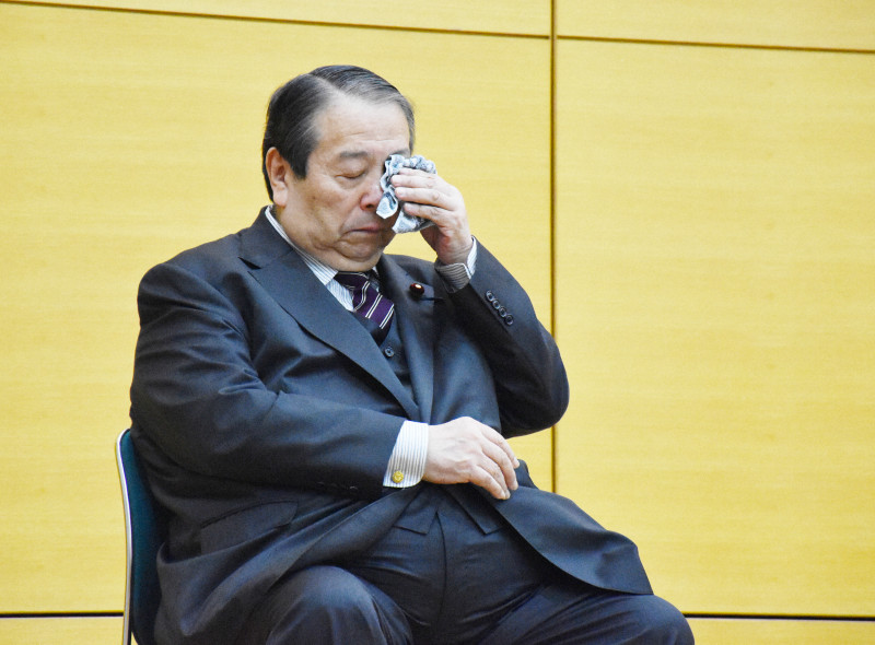 🚨前大臣痛哭：民主已岌岌可危！