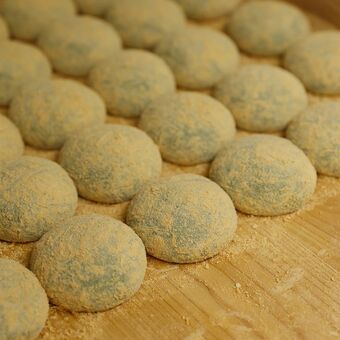 🔥传统变“秀”?高速年糕背后的心酸!