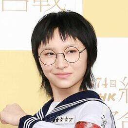 ✨眼镜摘掉，美翻了！😱 新学校领队SUZUKA惊艳变身！