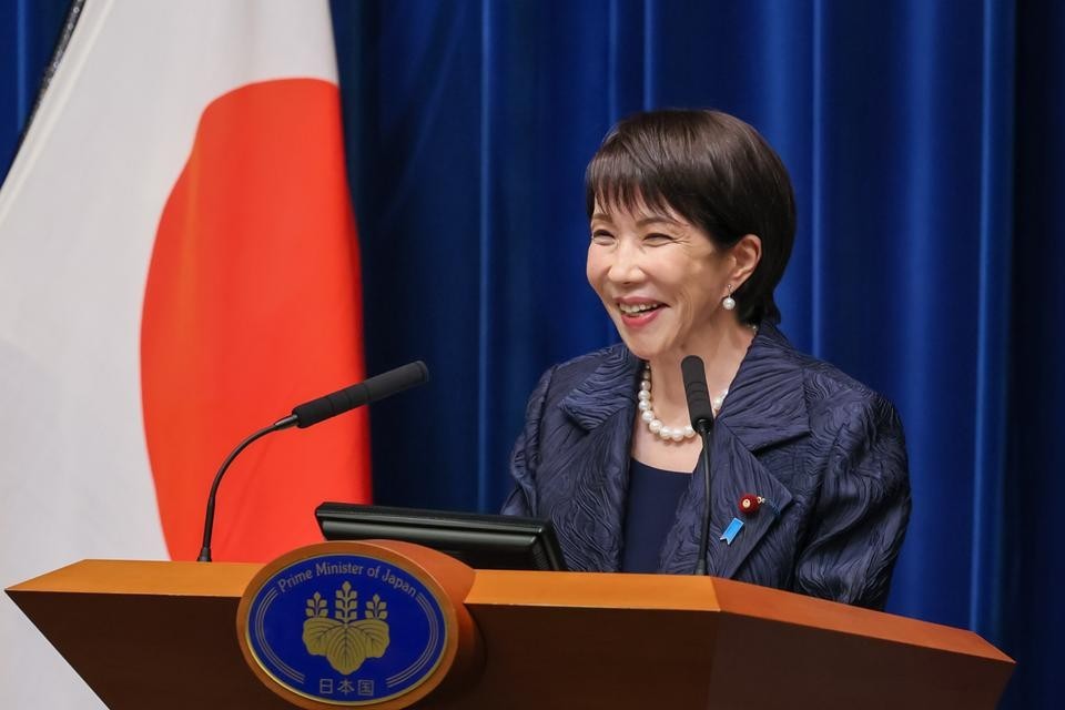 👜首相的黑包曝光!皇室同款,13万日元,抢疯了!