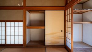 🏠爸走了，家也卖了？56岁大儿子回家后，惊呆了！ 封面