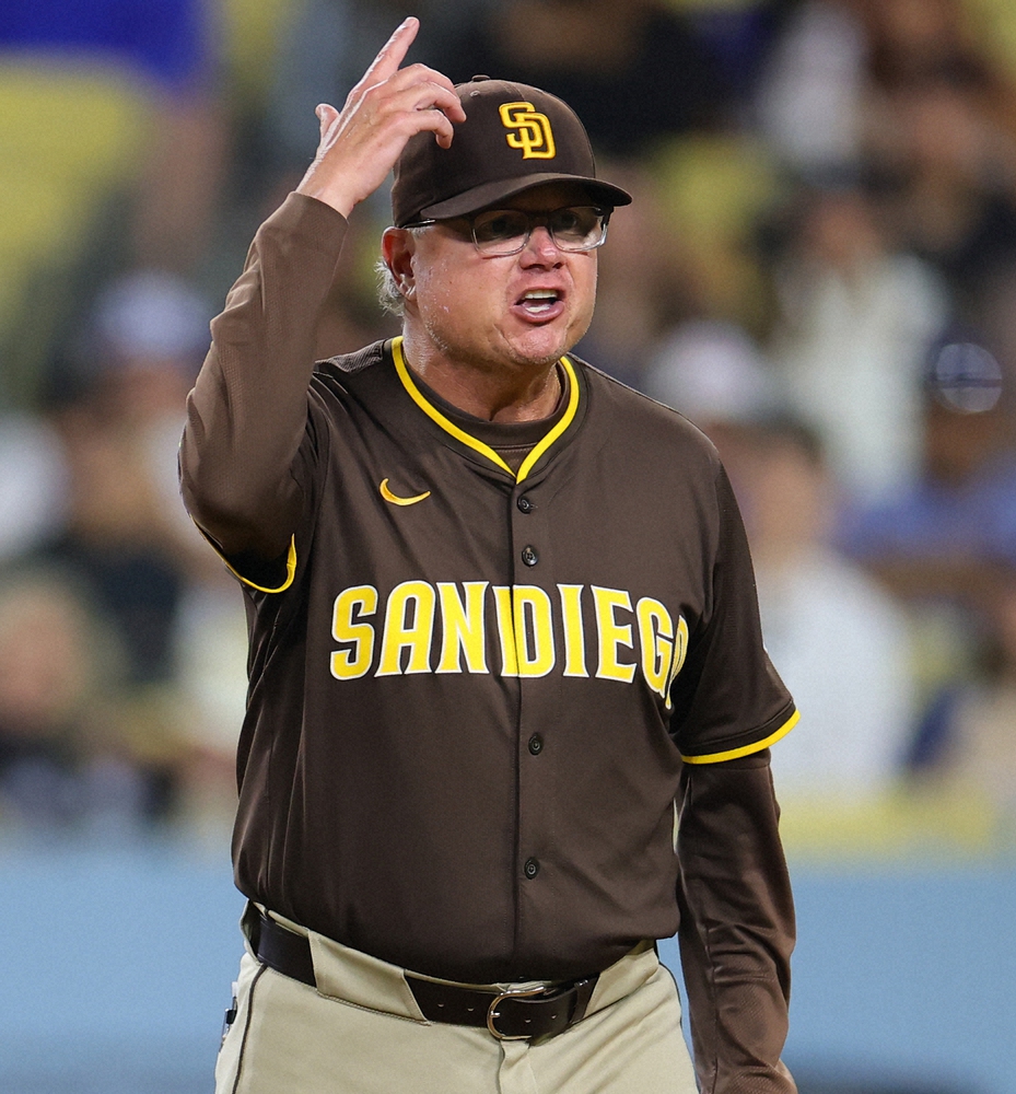 🔥垫机队主帅闪辞！90胜好成绩，却在关键时刻翻车！