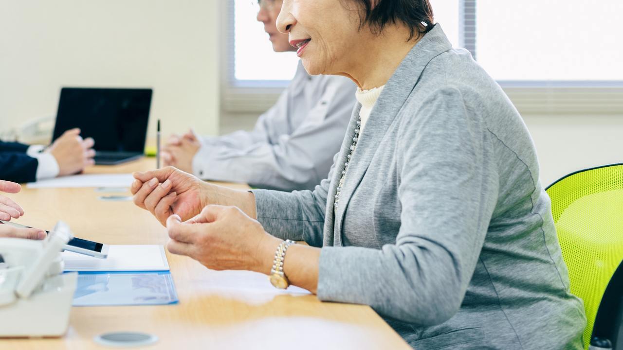 🚨 养老金断了！68岁阿姨被告知：一分不给！