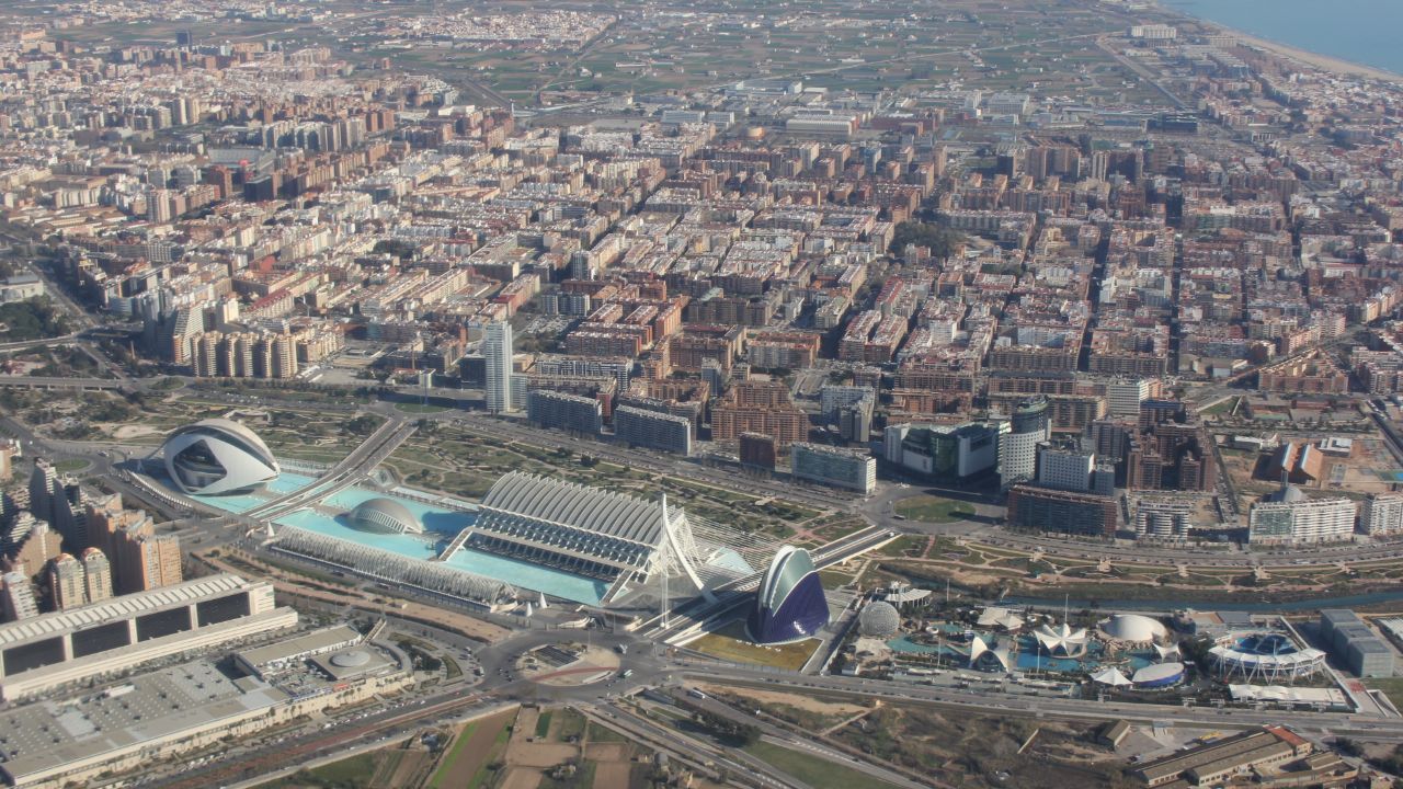 🇯🇵 告别日本！53岁离婚女，250万存款，她去哪儿了？