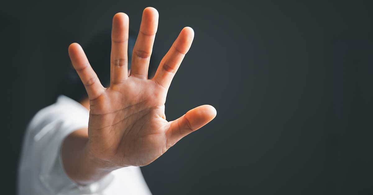 🚨草津镇长性骚扰案：无罪也难逃巨额诉讼！😱