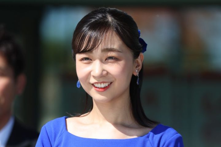 👗佳子公主大胆露身！紧身裙惊艳全场，皇室罕见好品味！