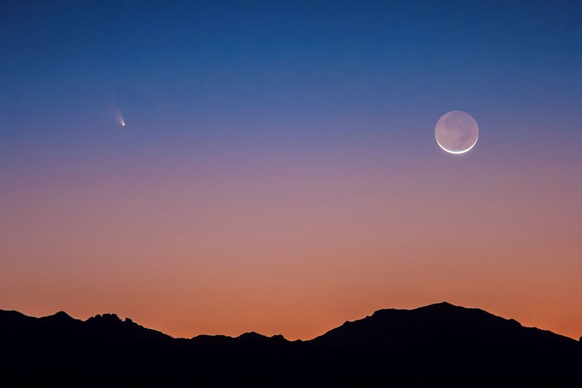 🌙 彗星告别夜空!最后一次目击,错过再无!