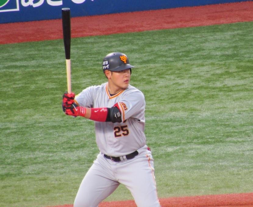 💥冈本去美国？巨星老将：留也白留，他撑不住！