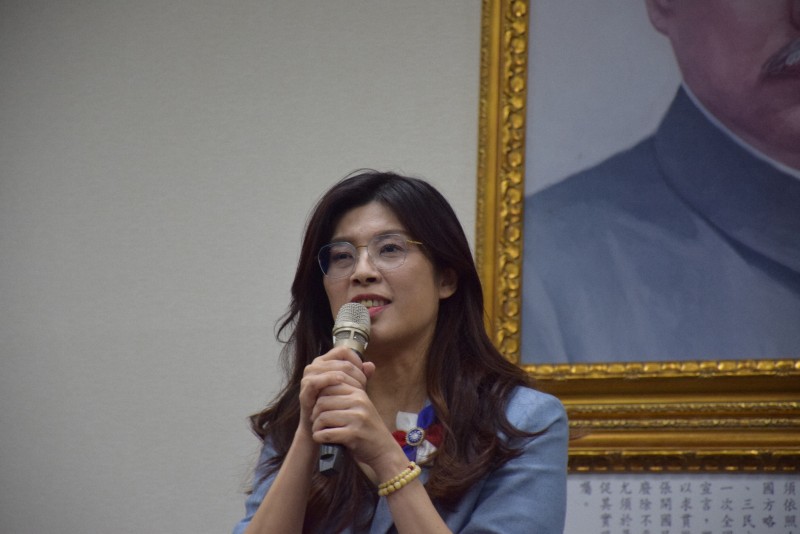 💥台湾新掌门人：她将如何与大陆“玩转”？