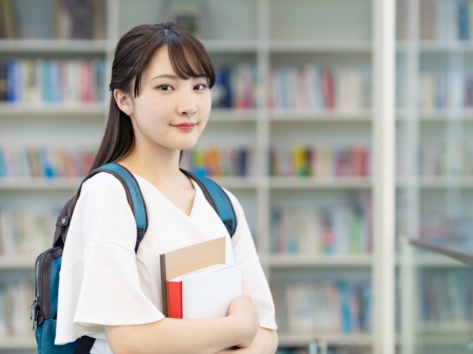 🔥学霸女孩速来！考上就奖50万，还包住宿！