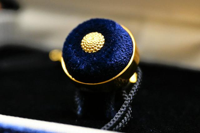 💰政客花2800万买金？省钱才是真英雄！