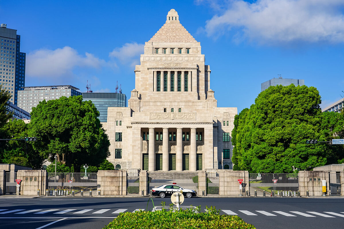 💥议员叫嚣!高市演讲遭轰,网暴了!🇯🇵简直是国耻!
