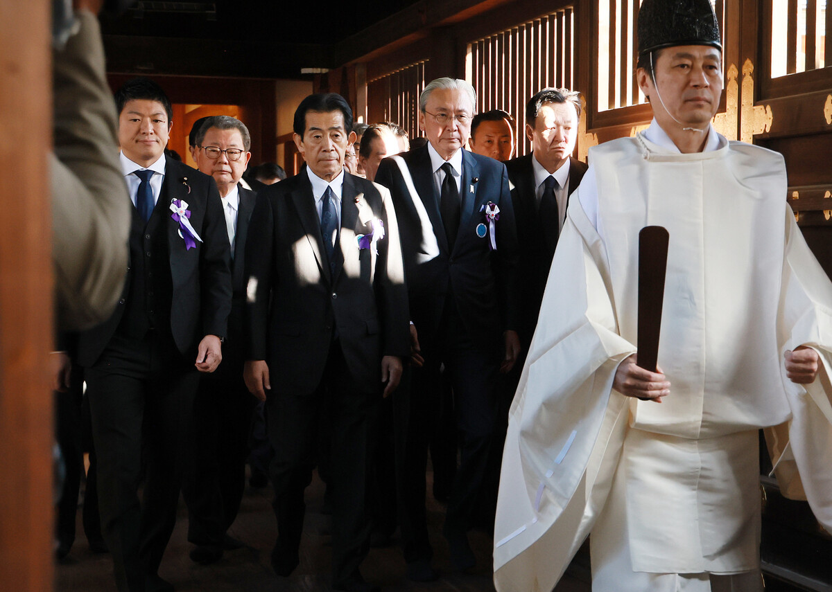 🇯🇵️ 祭拜争议！捐款却不参拜，这操作…