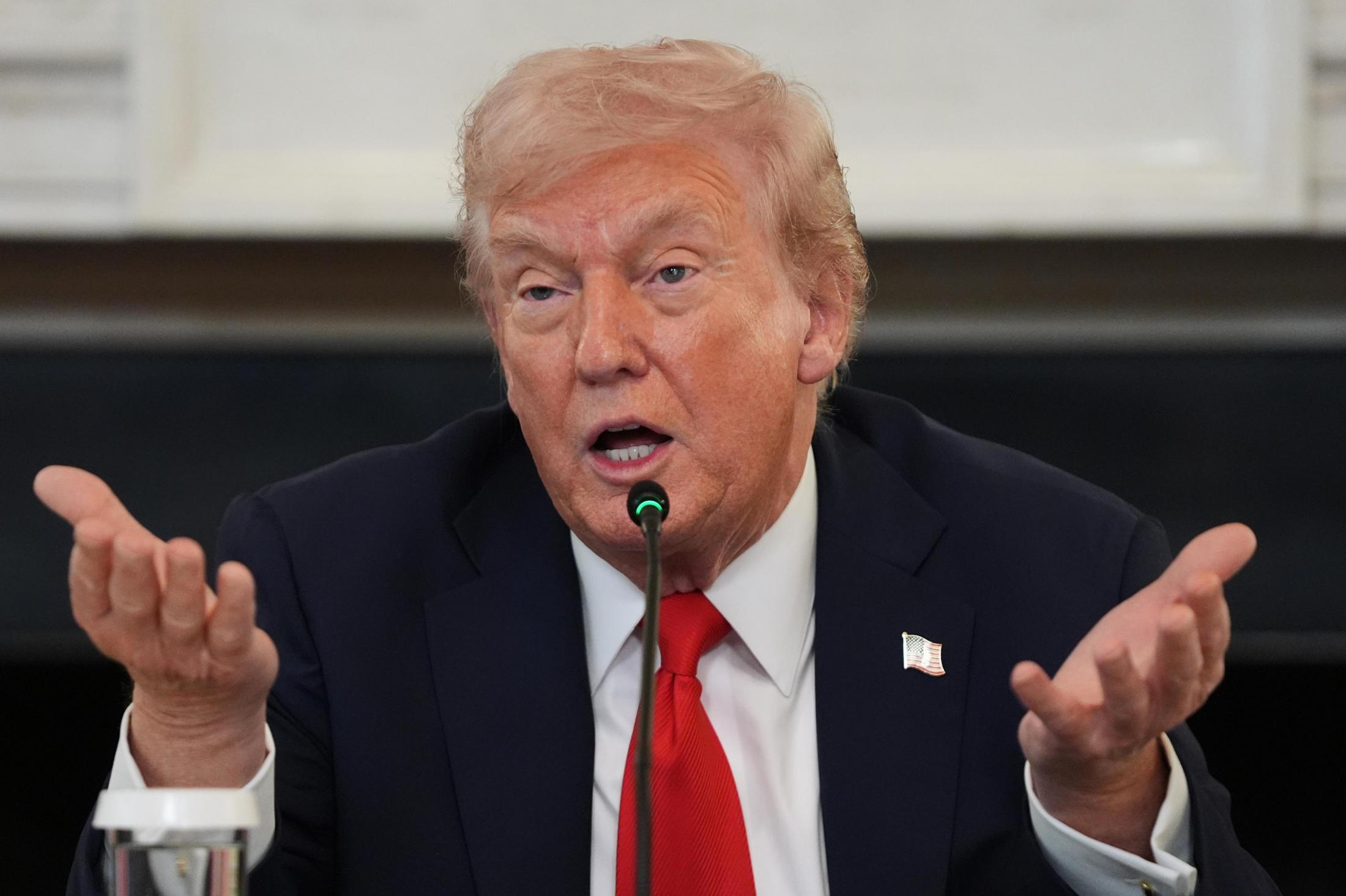 💥 特朗普:和平奖?别做梦了!