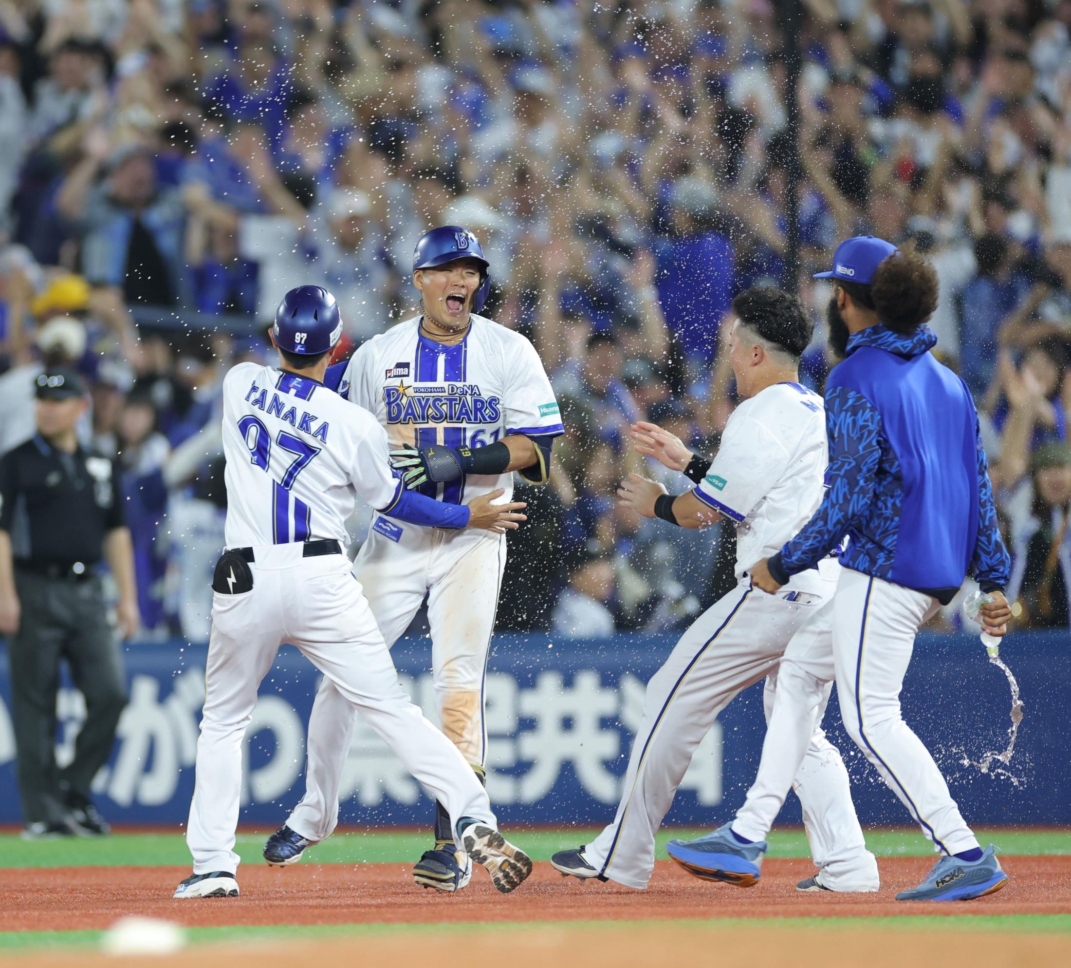 🔥逆转！绝杀！横滨DeNA击败阪神，进军总决赛！