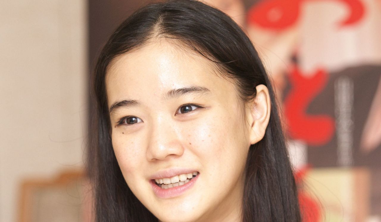 👰‍♀️闪婚6年后的她：40岁女星素颜照惊艳，美翻了！