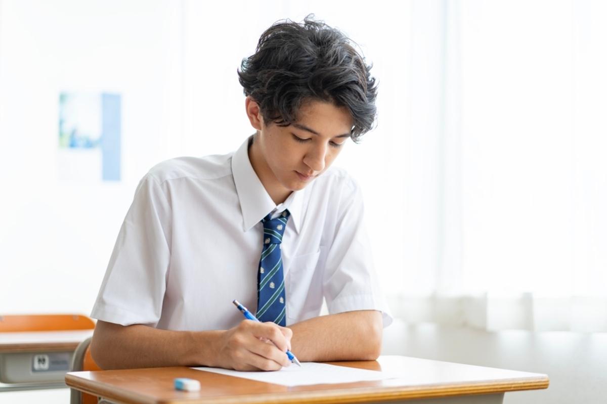 🚨好消息是免费？实拍：私立高中费用远超45万！