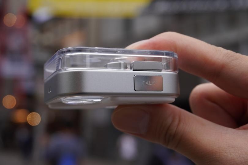 🎧 啥?耳机盒里藏麦克风!天才了吧!