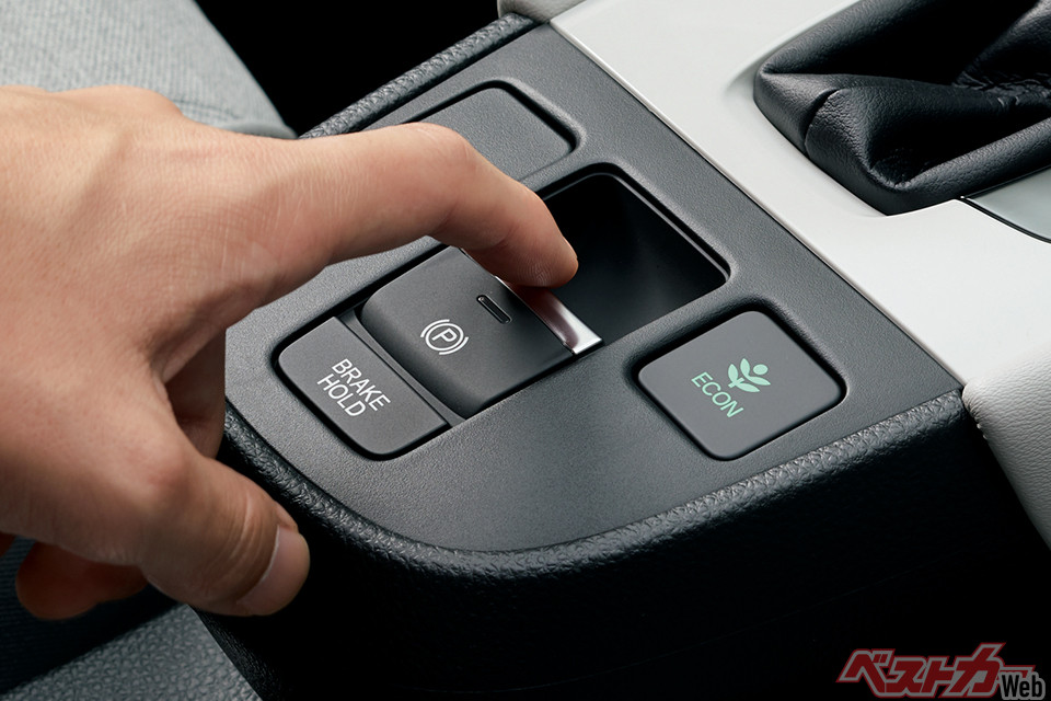 ⚠️手刹车别乱用！看似方便，却藏着大麻烦！