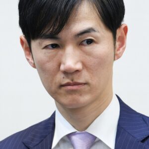 💥维新议员怒批石丸伸二！简直疯了！ 封面