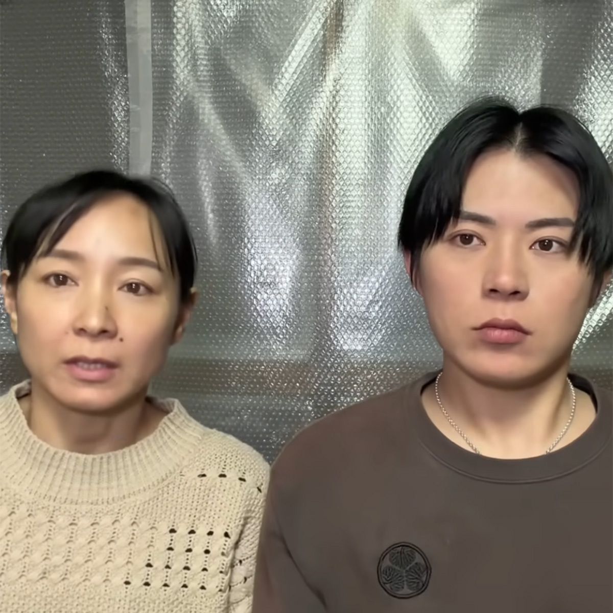 💥“拖油瓶”言论翻车！姐弟恋YouTuber停播反思。