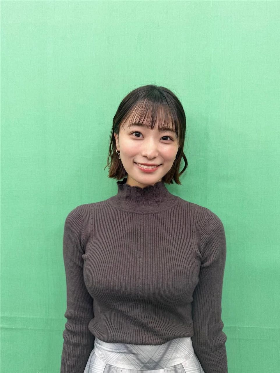 🔥天啊！美女主播“有料”身材，网友：太辣了！