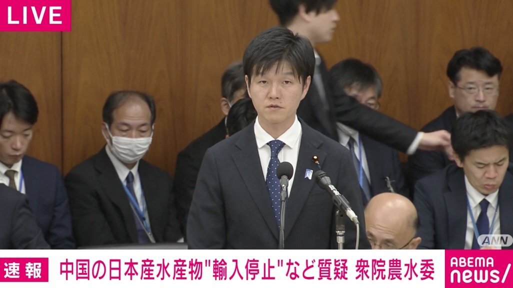 💥大臣互怼？农水大臣替小泉道歉，米商却赚翻了！