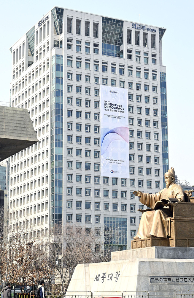 💥韩方新馆惹争议！外交部：必须关掉！