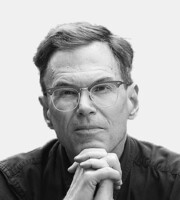 💥“恨外国人”？别让偏见毁了你！