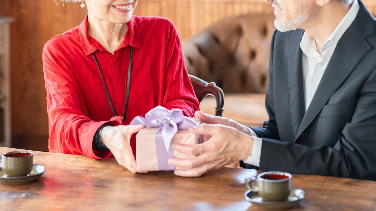 💔 2200万退休金，换来妻子的一纸离婚！