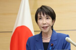 💥双手插兜≠无所谓！中国外交官的“真实信号”？ 封面