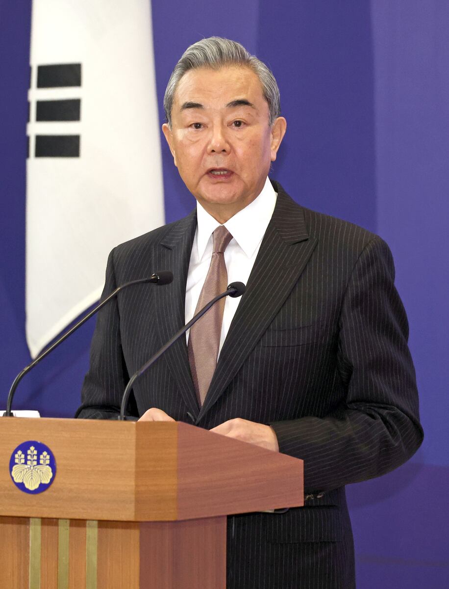 💥日本遇冷？中国外长突向英国求援！