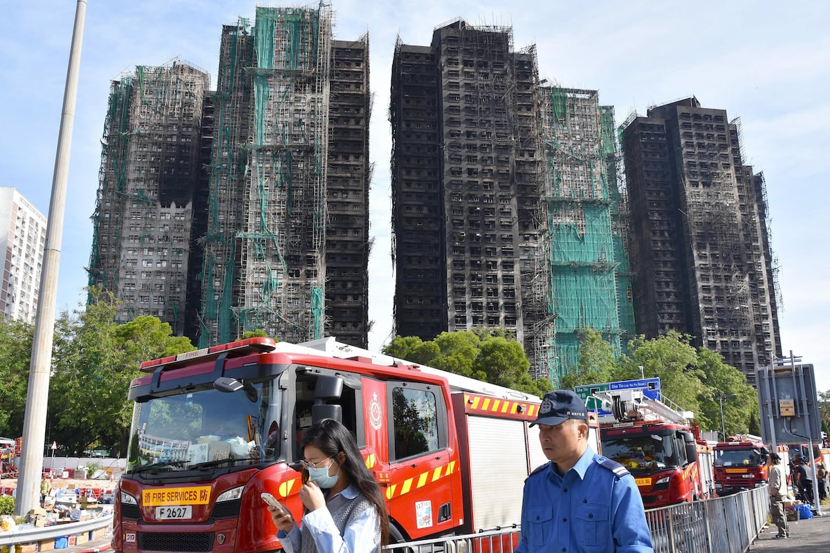 🔥港高层大火：5人紧抱身亡，150人失踪！