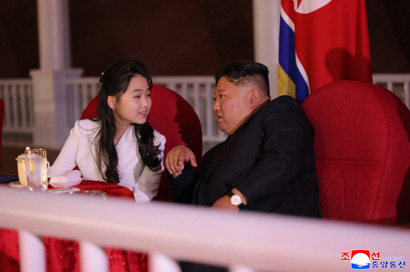 👑金正恩女儿真名曝光？竟是“主爱”！😱