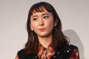 ✨新垣结衣“毕业”后，粉丝揪心啥？别慌！ 封面