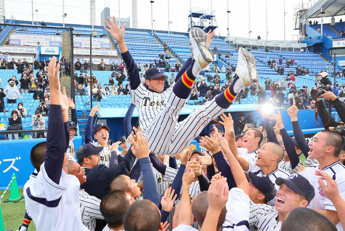 🏆春甲子园锁定了，教练却鞠躬道歉？！