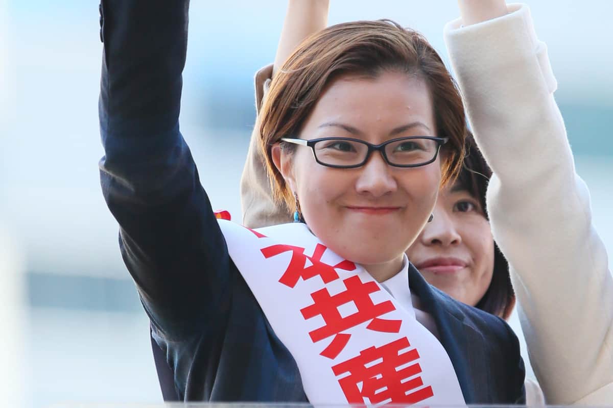 💥惊！她称首相“当地妻子”，道歉了！