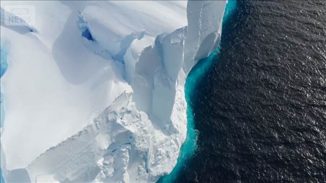 ⚠️ 南极冰盖崩塌倒计时！😱 融化加速，后果不堪设想！