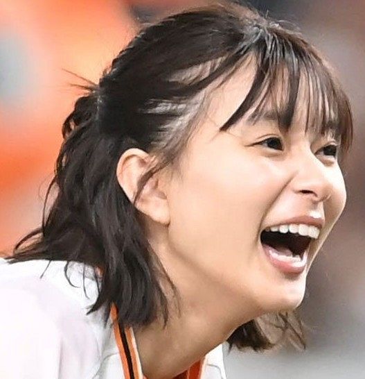 😱少女变身记！清纯女星患病后惊艳逆变！