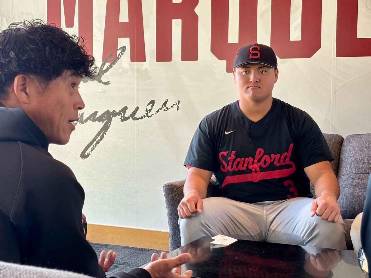 ⚾️软银高管见佐々木，带“惊喜”拜访！少年：圆梦时刻！